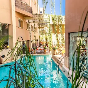 Dellarosa Boutique And Spa Hotell